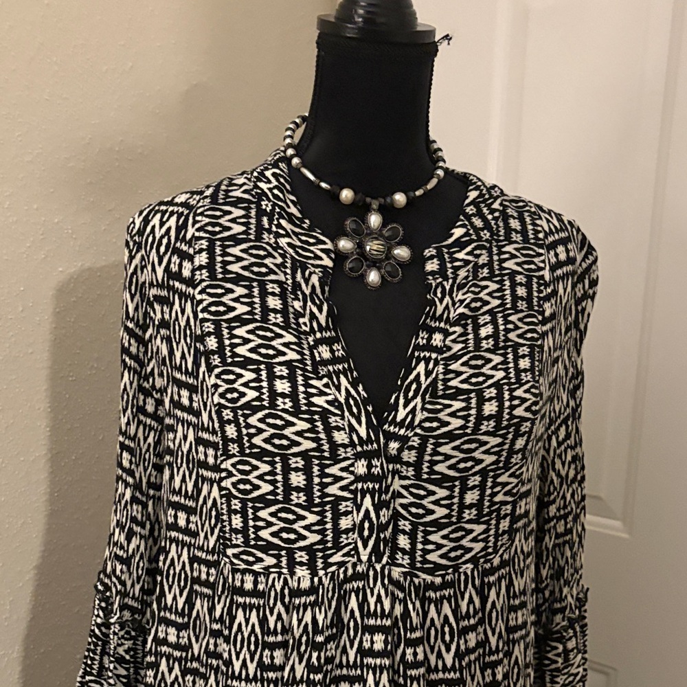 Black and White Long Sleeve Dress